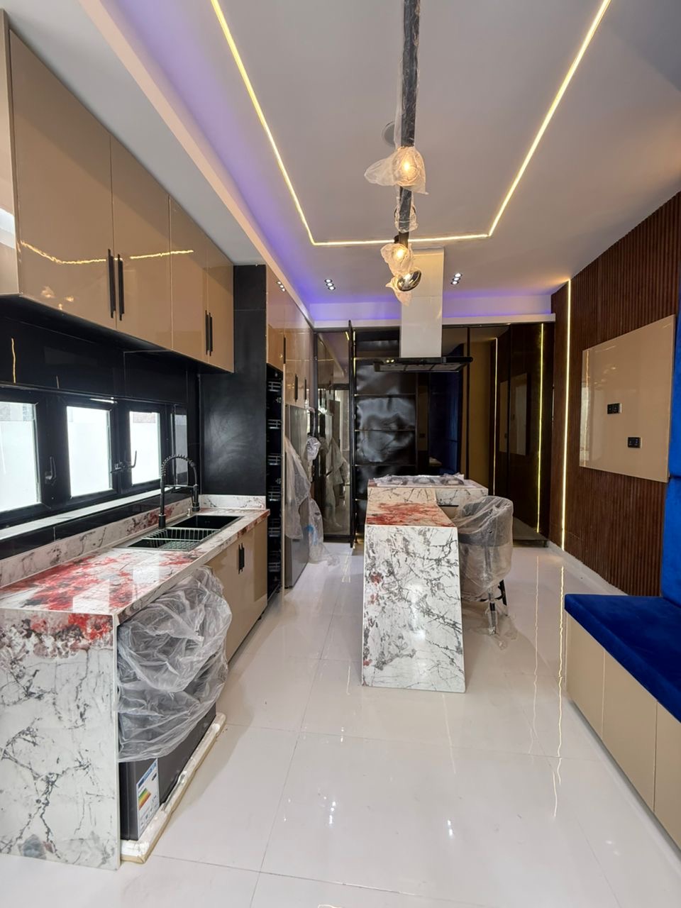 4 BEDROOM FULLY DETACHED HOME WITH SWIMMING POOL FOR SALE ‼️ - image 10