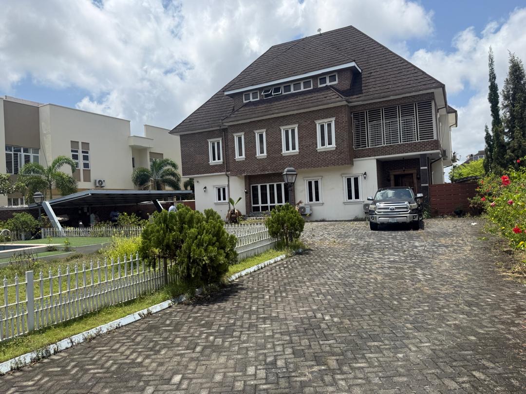 MANSION SITTING ON 1000SQM IN PINNOCK BEACH ESTATE, OSAPA LONDON LEKKI — FOR SALE ✨ - image 21