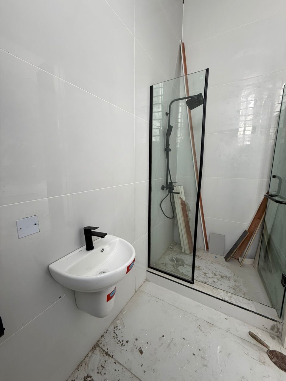 NEWLY BUILT 5 BEDROOM DETACHED DUPLEXES WITH C of O, FOR SALE - image 6