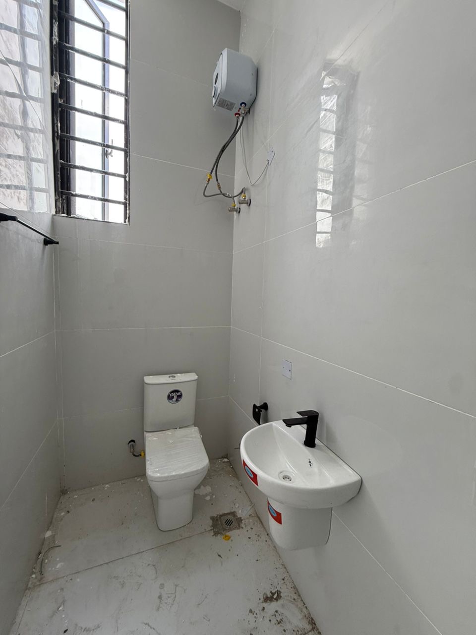 NEWLY BUILT 5 BEDROOM DETACHED DUPLEXES WITH C of O, FOR SALE - image 13