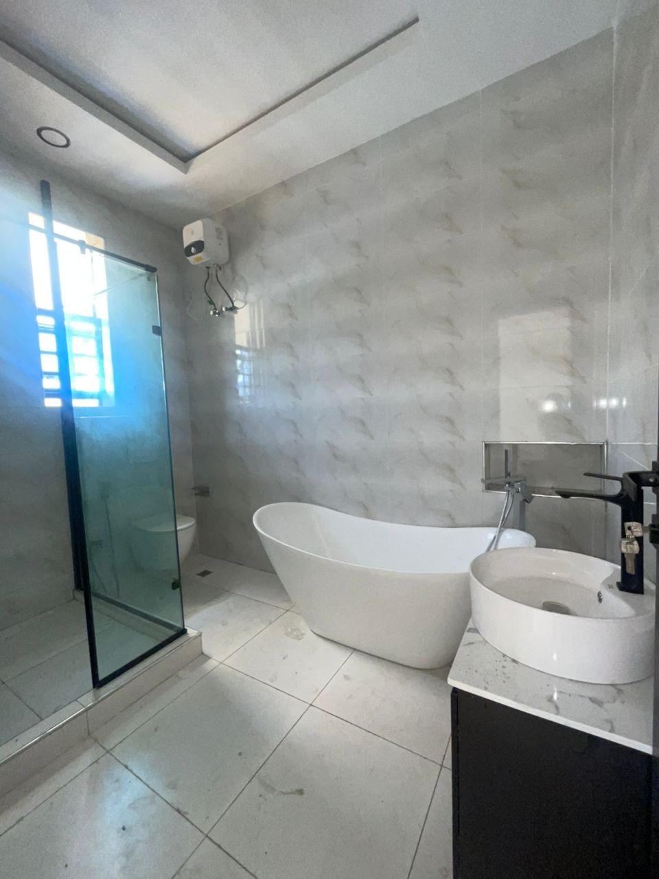 Rent smart, live classy in Ajah - image 8