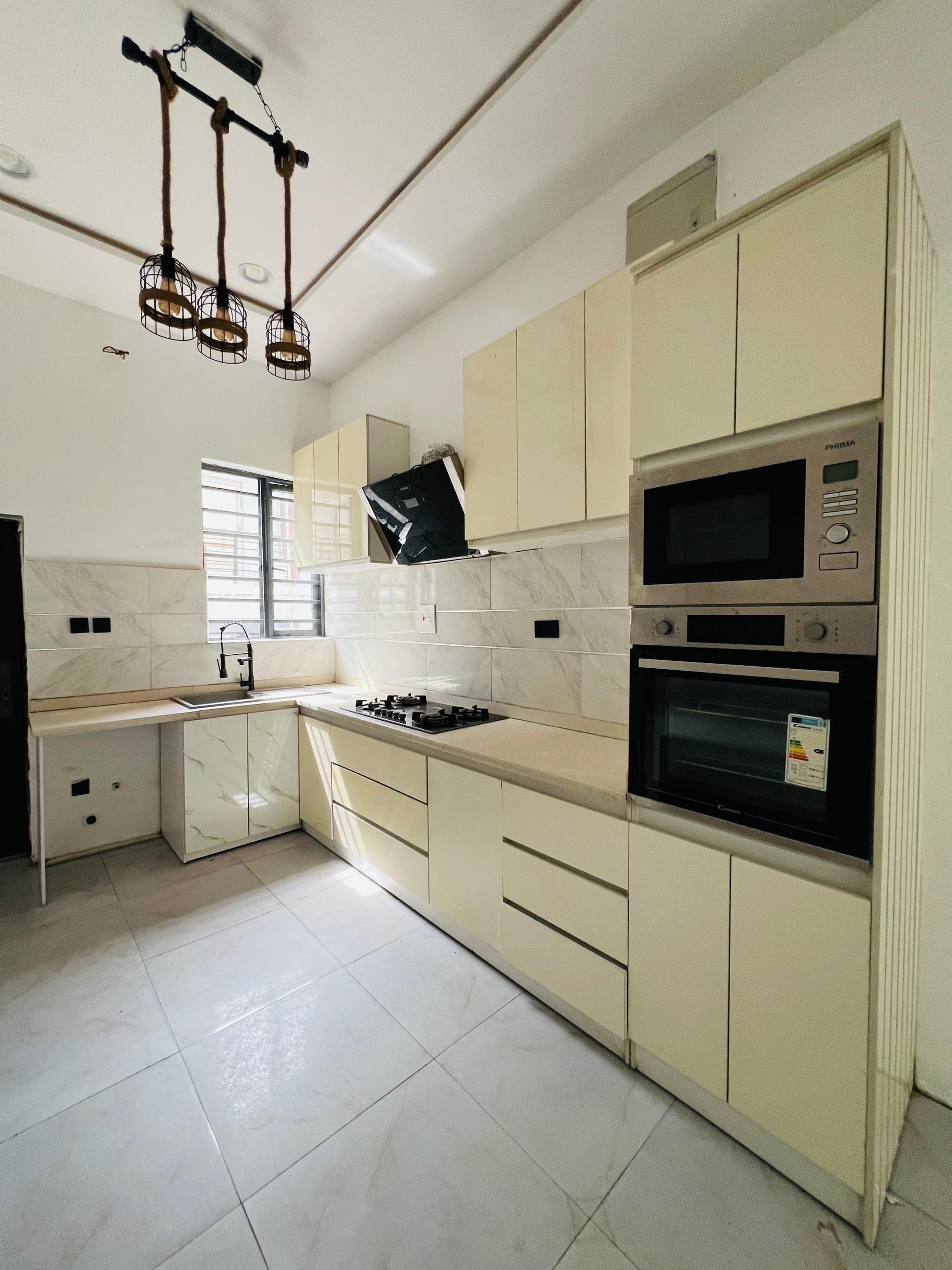 Rent smart, live classy in Ajah - image 11