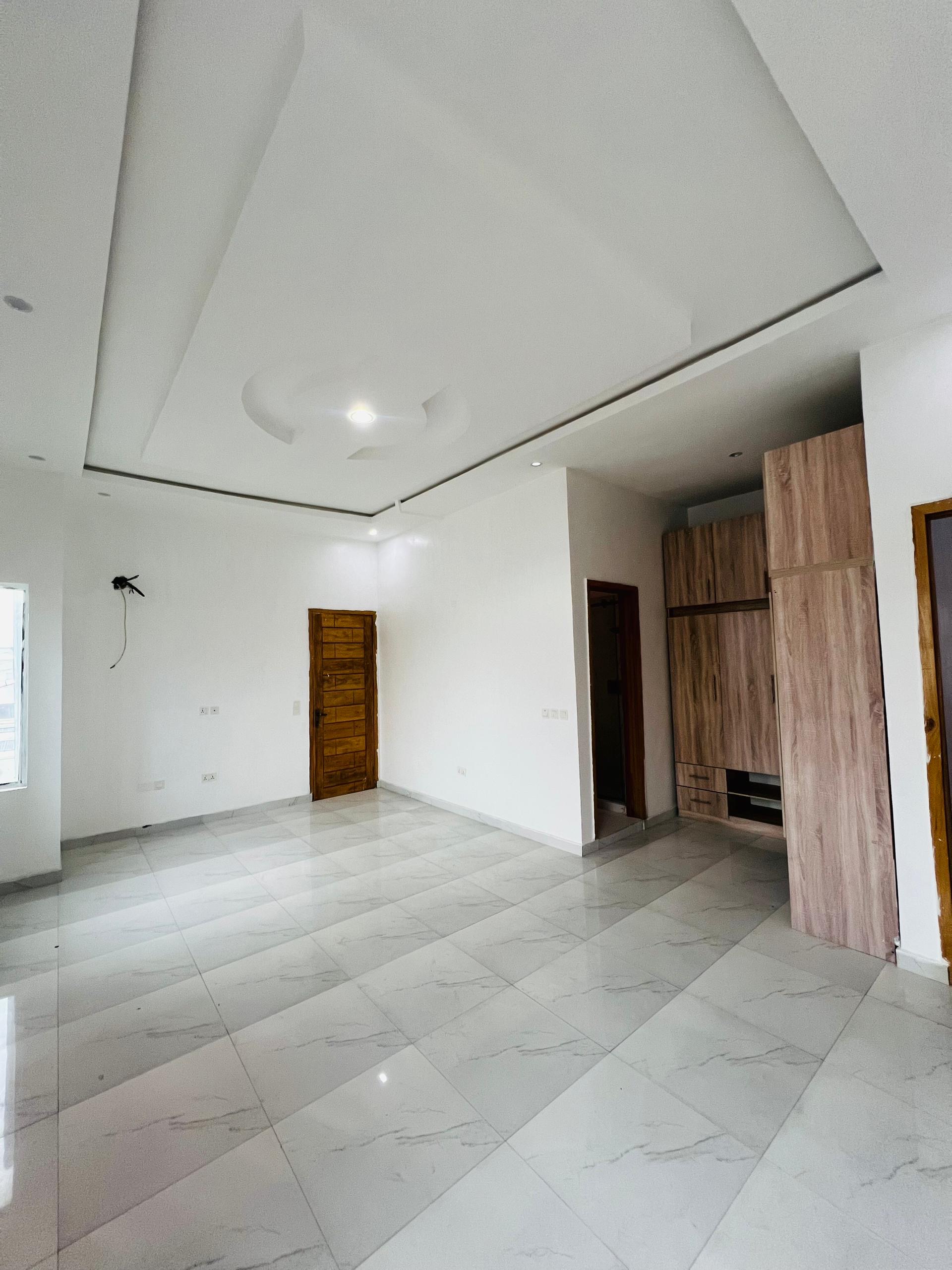 Move Into Comfort & Style - image 4