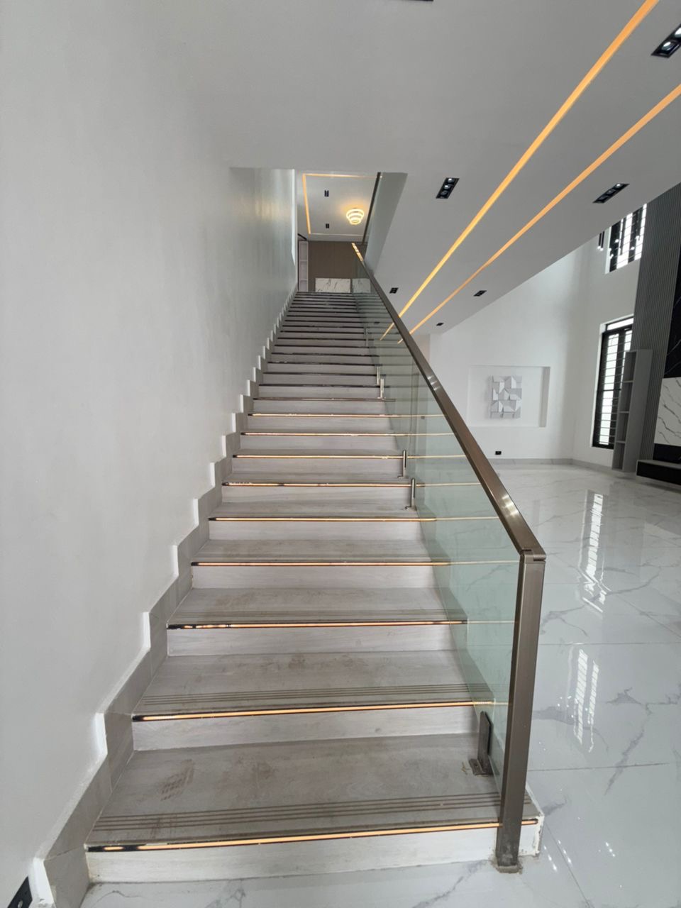 Premium 5 Bedroom Detached Duplexes Crafted for Sophisticated Living - image 2