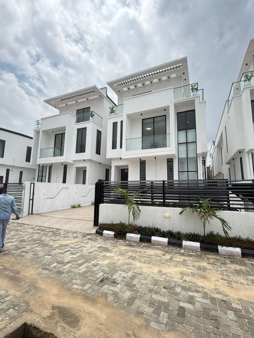 Premium 5 Bedroom Detached Duplexes Crafted for Sophisticated Living - image 19