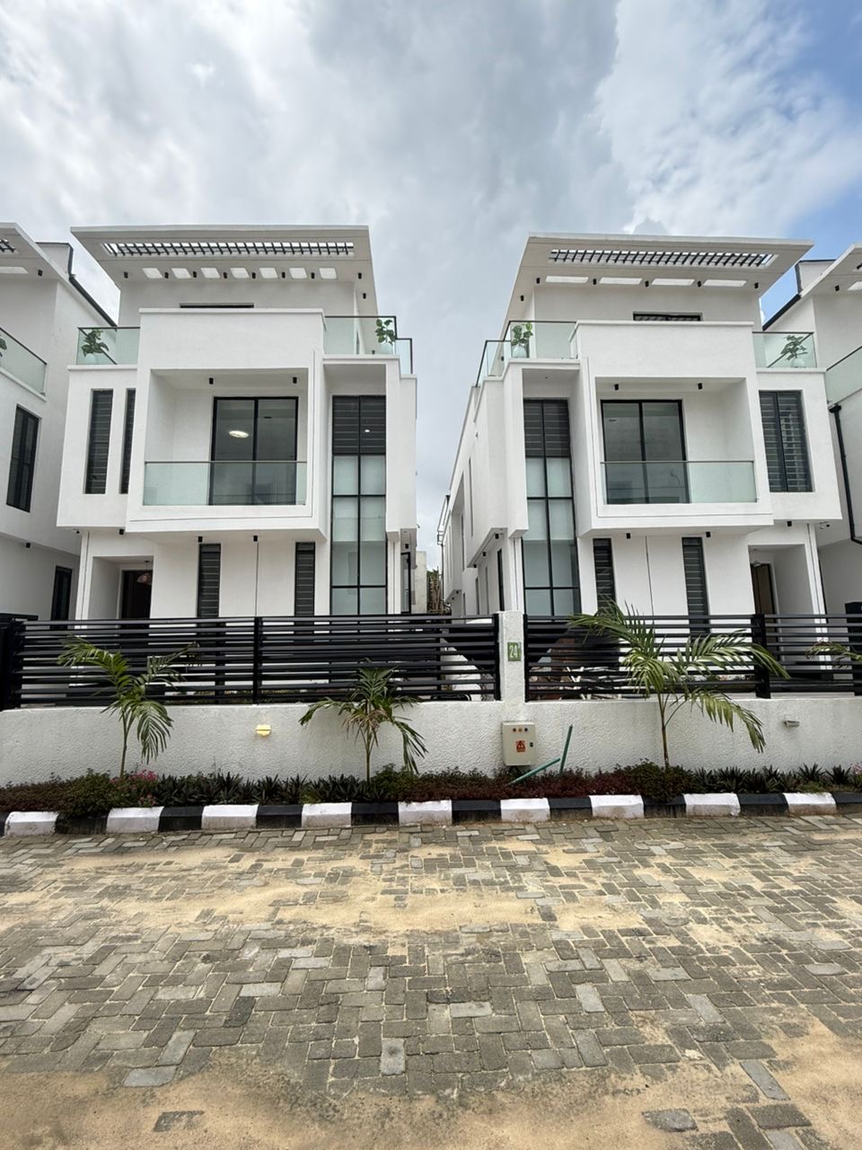 Premium 5 Bedroom Detached Duplexes Crafted for Sophisticated Living - image 11