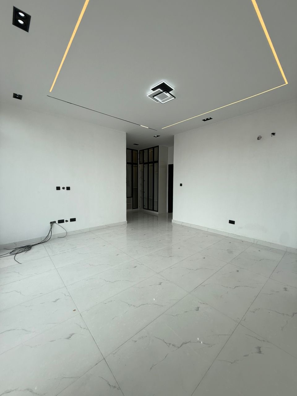 Experience Premium Living in These Exquisite 5 Bedroom Duplexes - image 3
