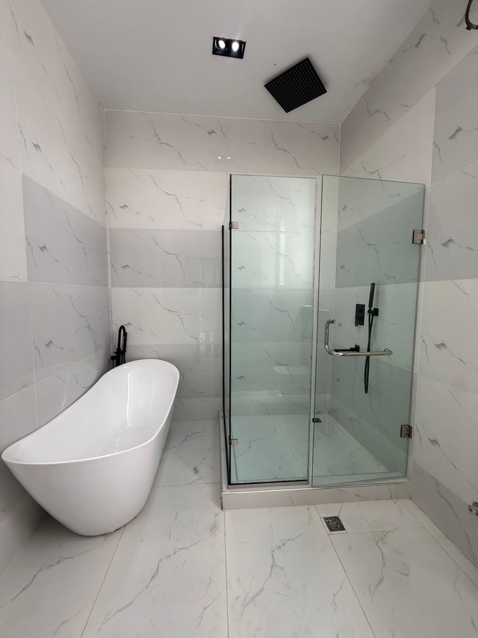 Experience Premium Living in These Exquisite 5 Bedroom Duplexes - image 2