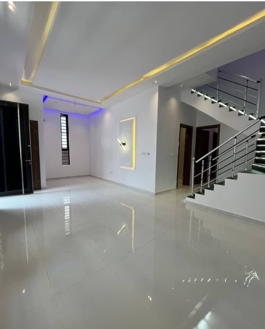 LUXURY 4 BEDROOM SEMI-DETACHED DUPLEX WITH BQ FOR SALE