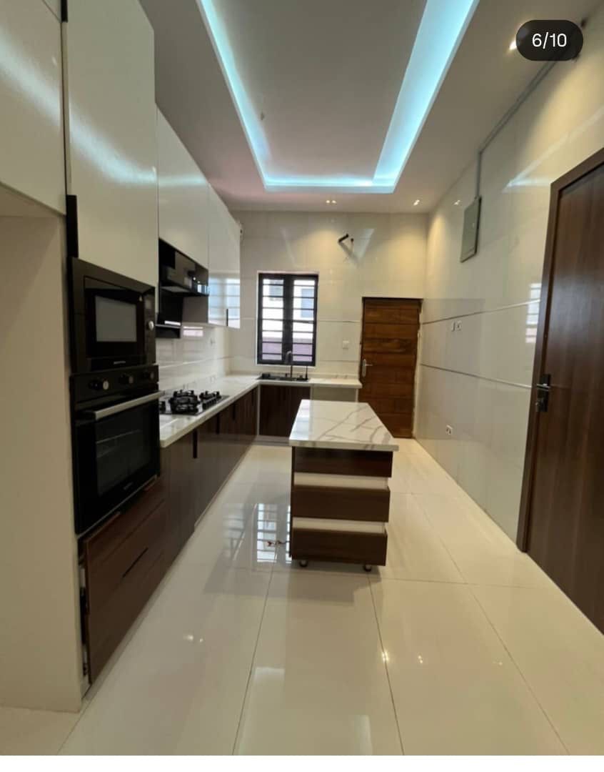 LUXURY 4 BEDROOM SEMI-DETACHED DUPLEX WITH BQ FOR SALE
