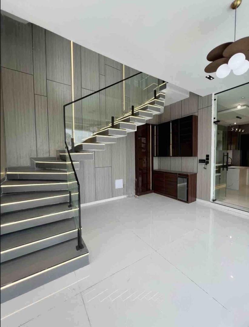 LUXURY 5 BEDROOM DETACHED DUPLEX WITH BQ, POOL, CINEMA & GYM FOR SALE