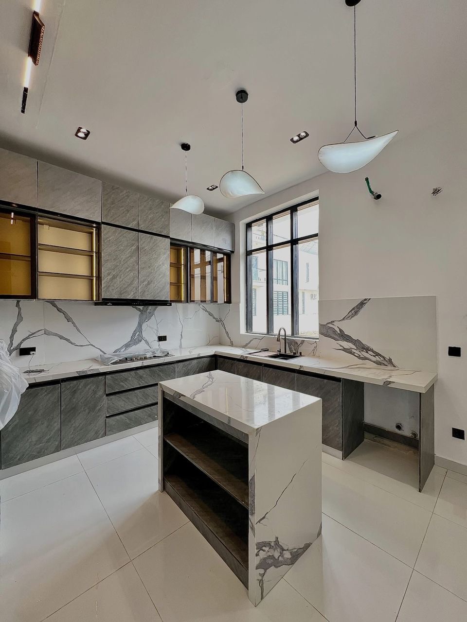 Only 1 Unit Left! -SPACIOUS 5-BEDROOM FULLY DETACHED DUPLEX WITH BQ