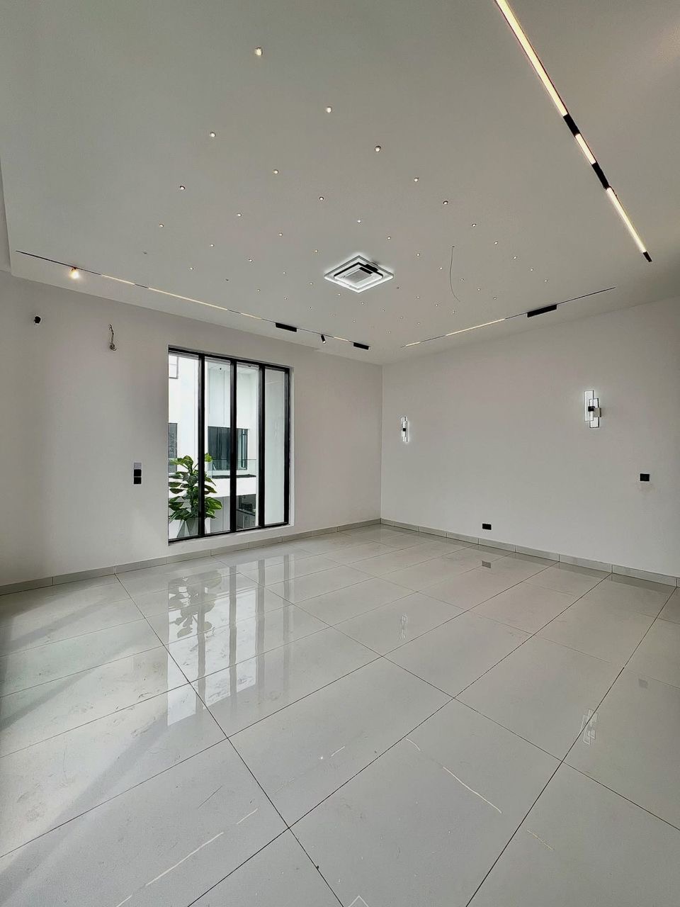 Only 1 Unit Left! -SPACIOUS 5-BEDROOM FULLY DETACHED DUPLEX WITH BQ