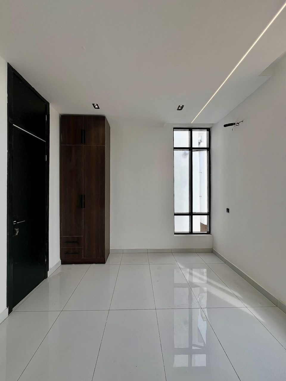 Only 1 Unit Left! -SPACIOUS 5-BEDROOM FULLY DETACHED DUPLEX WITH BQ
