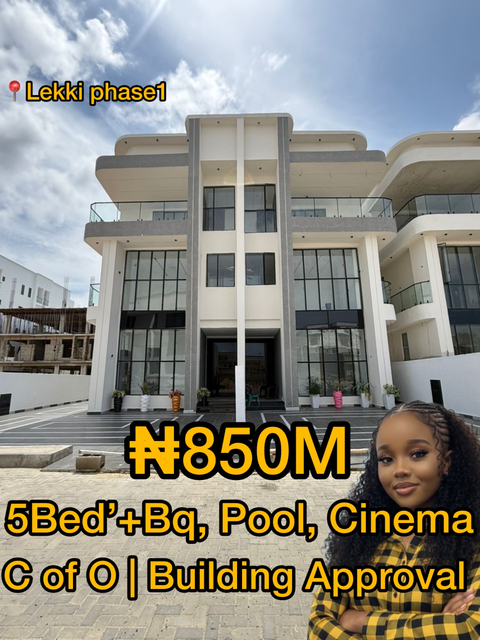 5 BEDROOM SEMI-DETACHED DUPLEX WITH SWIMMING POOL FOR SALE
