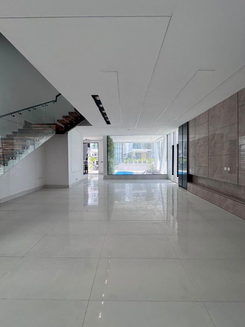 This home offers the perfect blend of comfort, elegance, security, and modern functionality in one of Lekki’s most desirable residential locations.