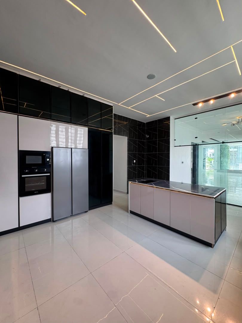 This home offers the perfect blend of comfort, elegance, security, and modern functionality in one of Lekki’s most desirable residential locations.
