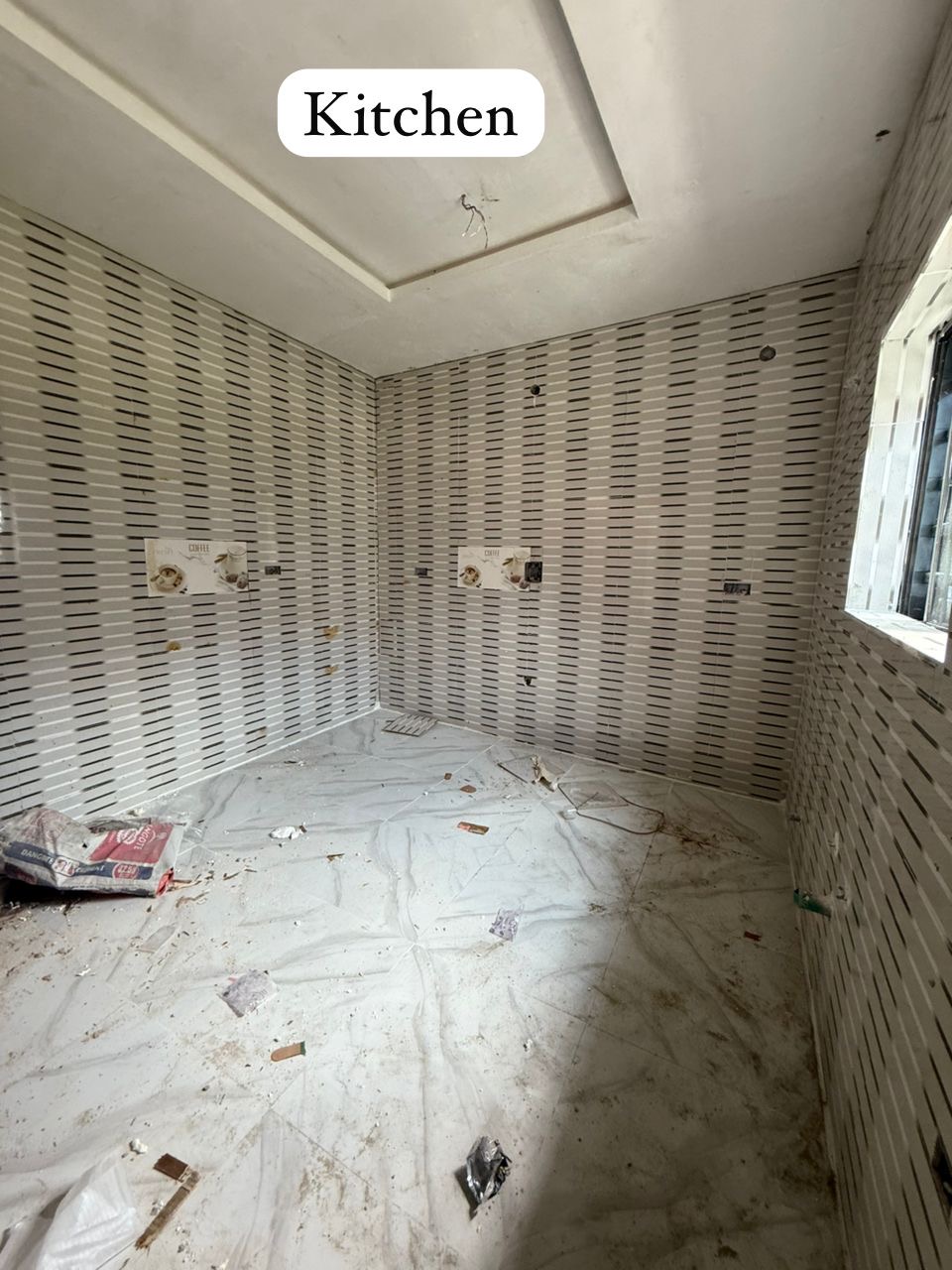 Looking for a modern home in a secure and serviced estate? This beautifully finished 4-bedroom terrace duplex offers comfort, functionality, and excellent value in one of Lekki’s most sought-after locations.