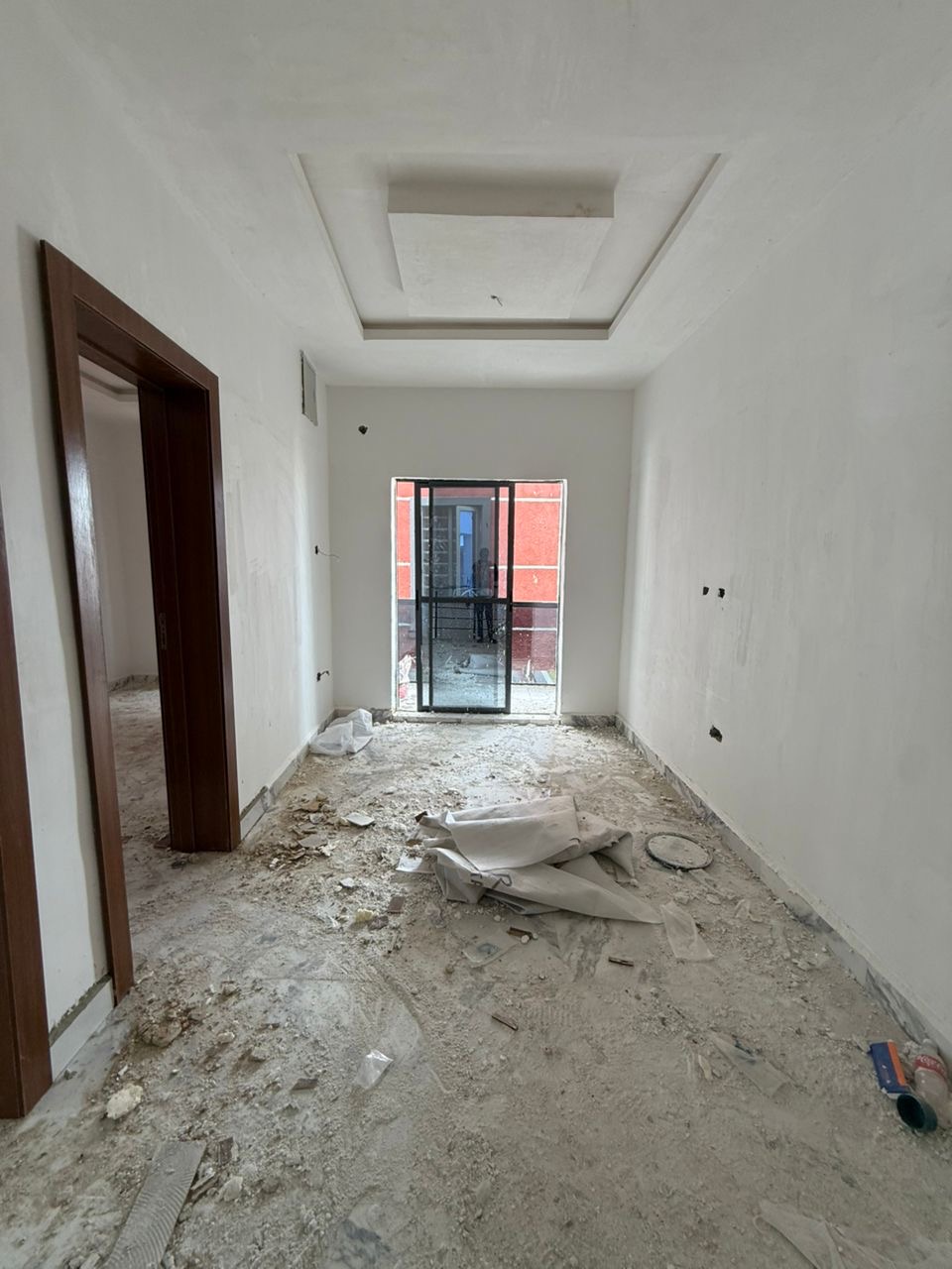 Looking for a modern home in a secure and serviced estate? This beautifully finished 4-bedroom terrace duplex offers comfort, functionality, and excellent value in one of Lekki’s most sought-after locations.