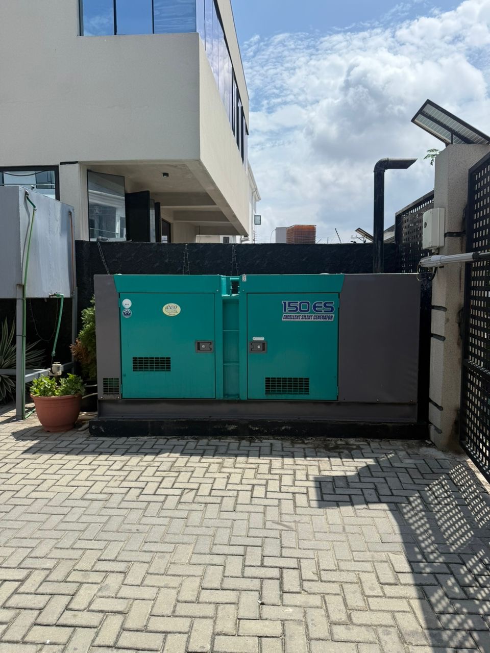 🚨 JUST 1 UNIT LEFT! 🚨 A rare opportunity to own a beautifully finished detached home in a secure estate within one of Lekki’s most desirable residential locations.