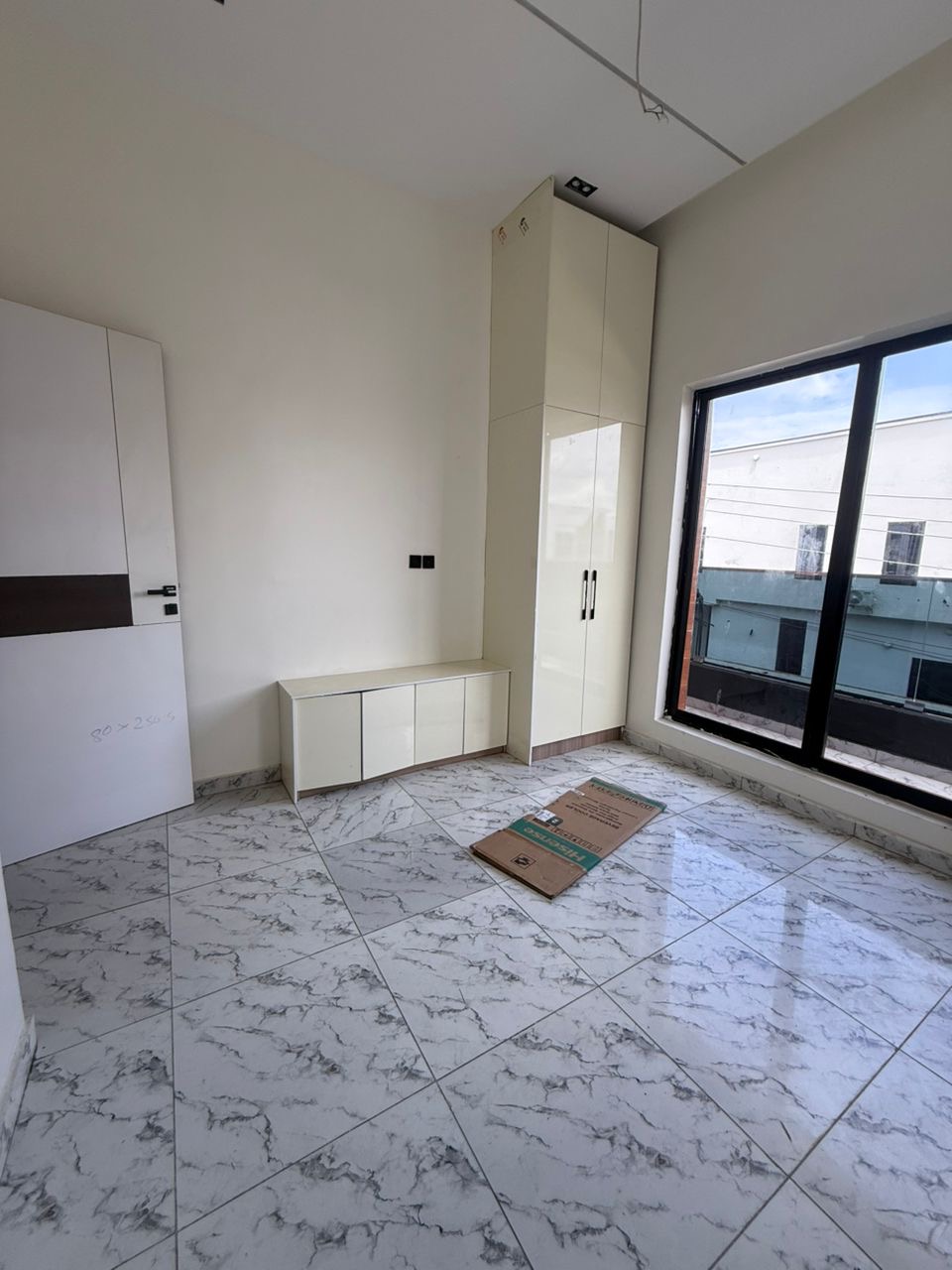 Whether you’re buying for your family or as an investment, this property offers excellent value, comfort, and long-term appreciation potential.