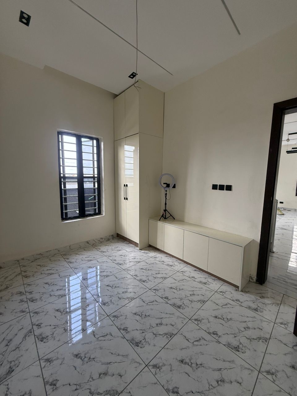 Whether you’re buying for your family or as an investment, this property offers excellent value, comfort, and long-term appreciation potential.