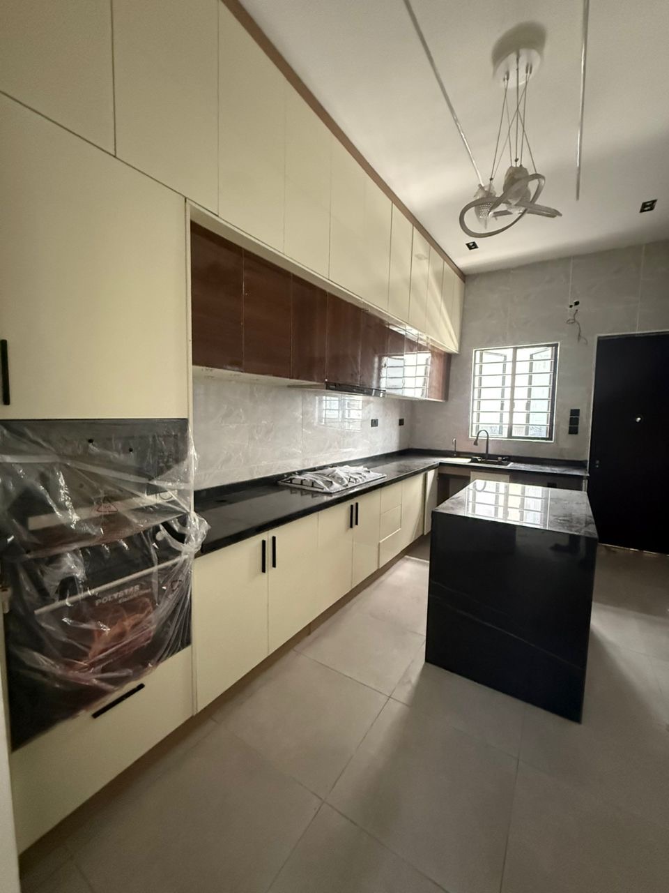 Whether you’re buying for your family or as an investment, this property offers excellent value, comfort, and long-term appreciation potential.