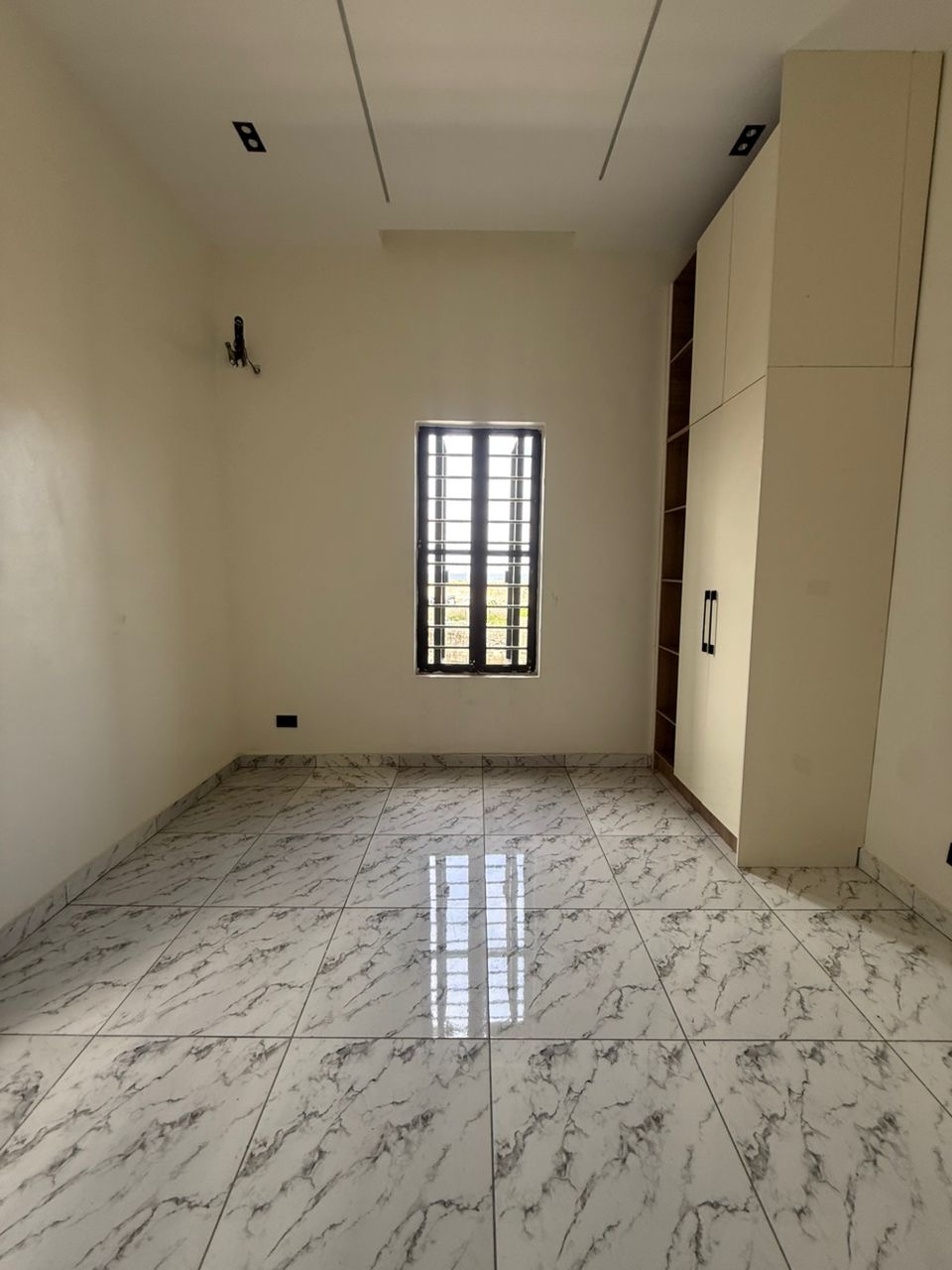 Whether you’re buying for your family or as an investment, this property offers excellent value, comfort, and long-term appreciation potential.