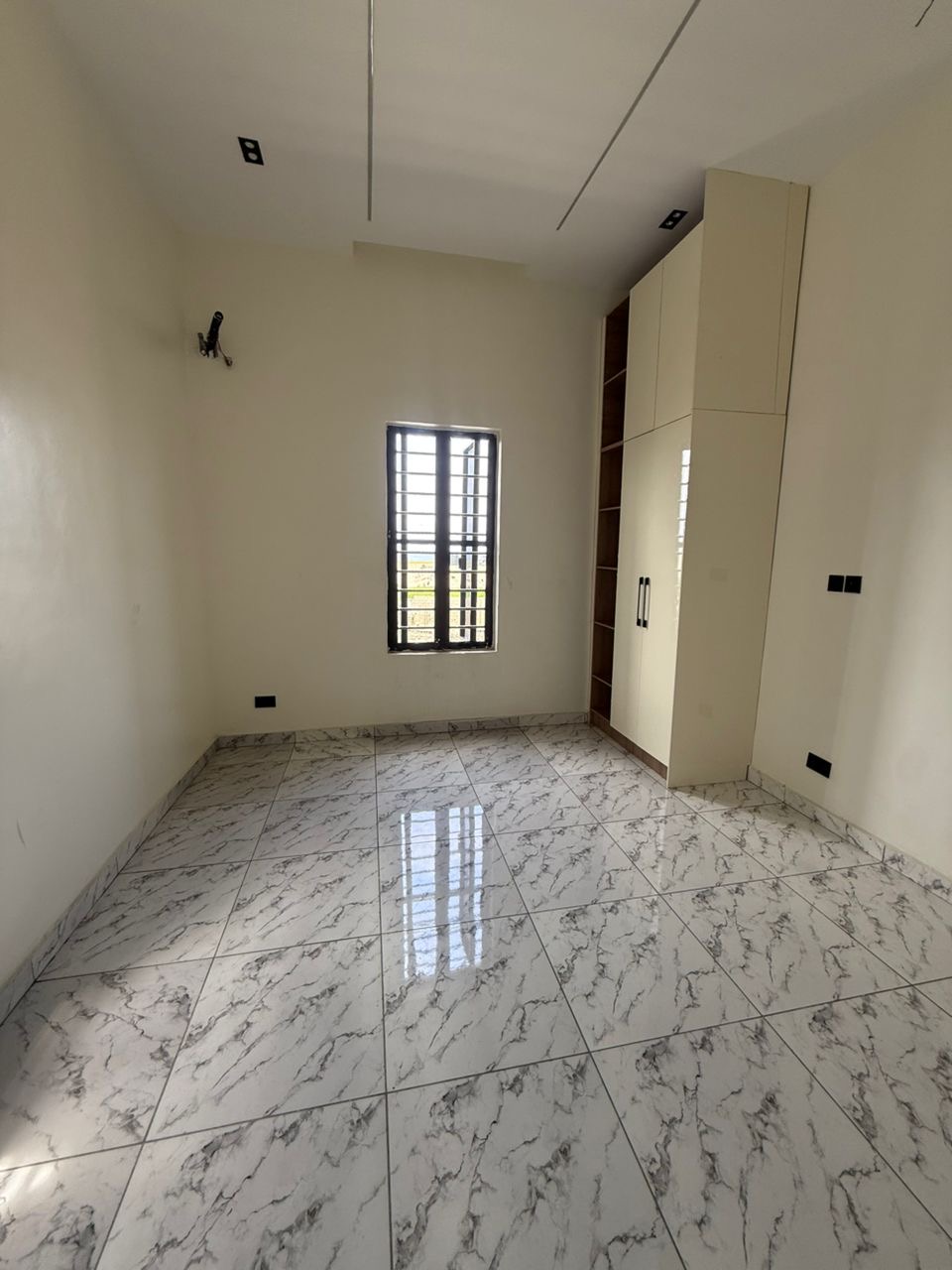 Whether you’re buying for your family or as an investment, this property offers excellent value, comfort, and long-term appreciation potential.