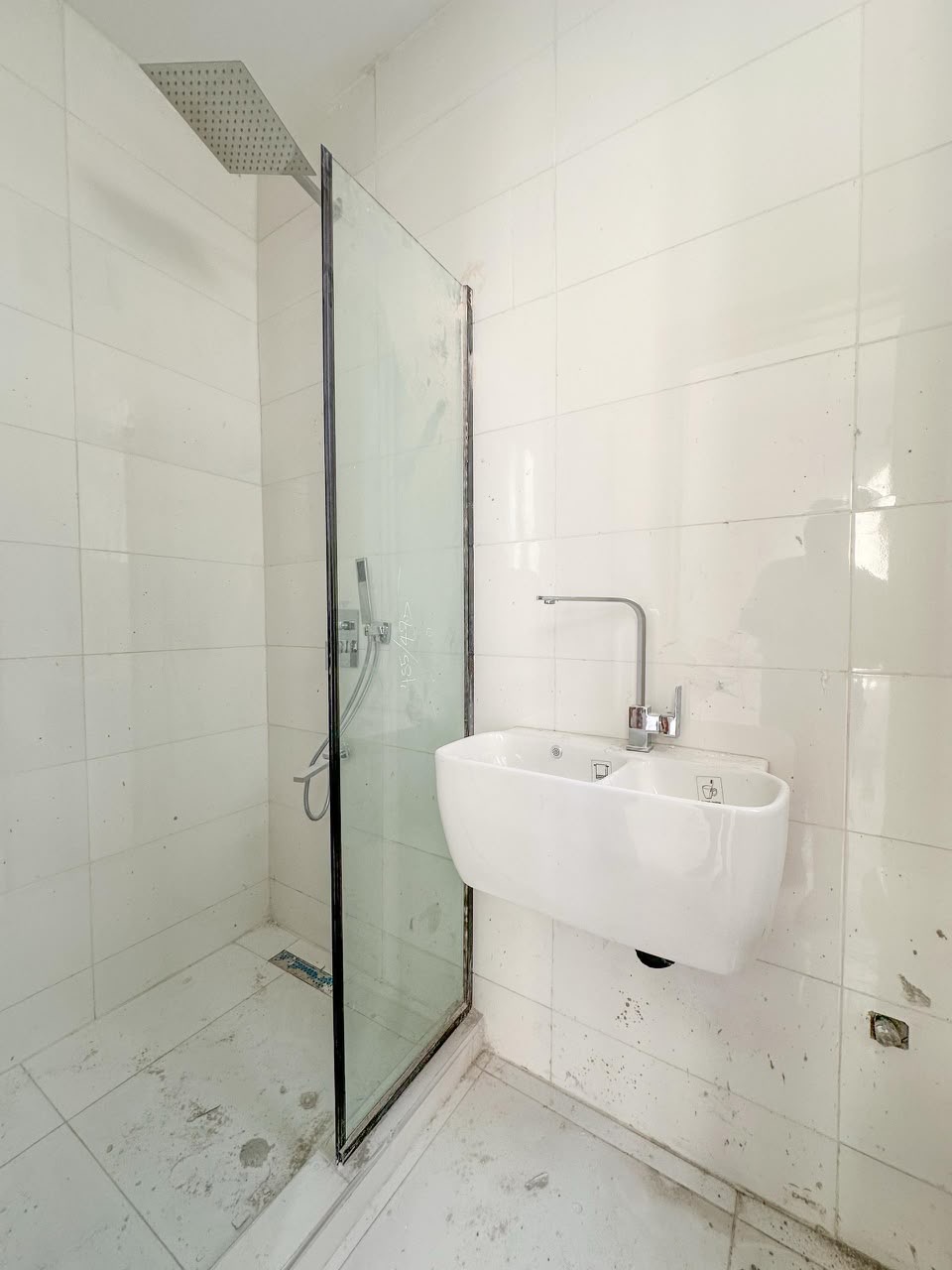 LUXURY APARTMENTS FOR SALE