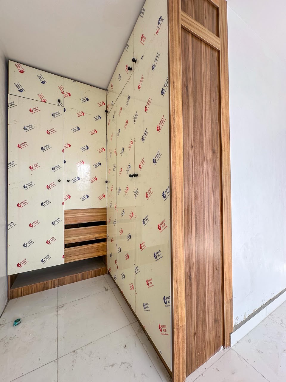 LUXURY APARTMENTS FOR SALE