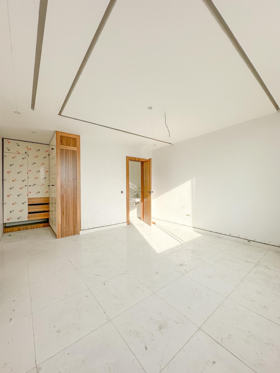 LUXURY APARTMENTS FOR SALE