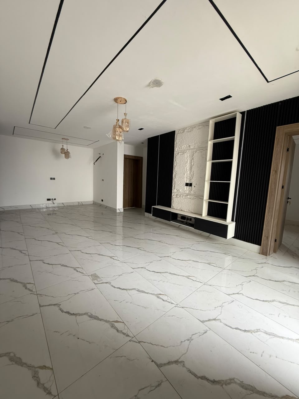 Own a beautifully designed 1 & 2 Bedroom apartment in one of Lekki’s most desirable neighborhoods. 