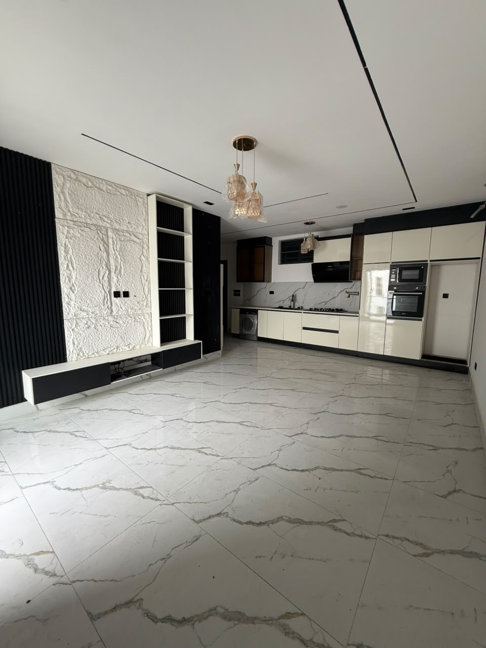 Own a beautifully designed 1 & 2 Bedroom apartment in one of Lekki’s most desirable neighborhoods. 