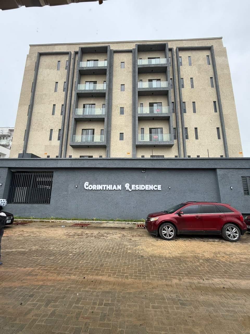 Own a beautifully designed 1 & 2 Bedroom apartment in one of Lekki’s most desirable neighborhoods. 