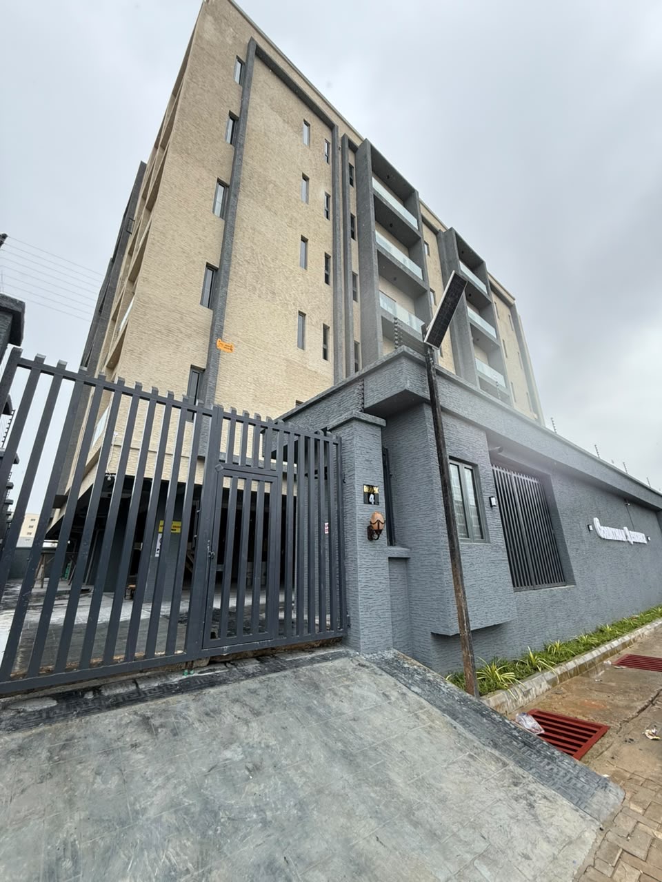 Own a beautifully designed 1 & 2 Bedroom apartment in one of Lekki’s most desirable neighborhoods. 