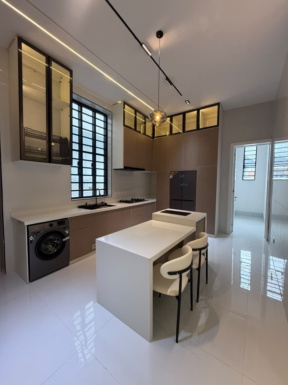 NEWLY BUILT 5 BEDROOM FULLY DETACHED SMART DUPLEX FOR SALE