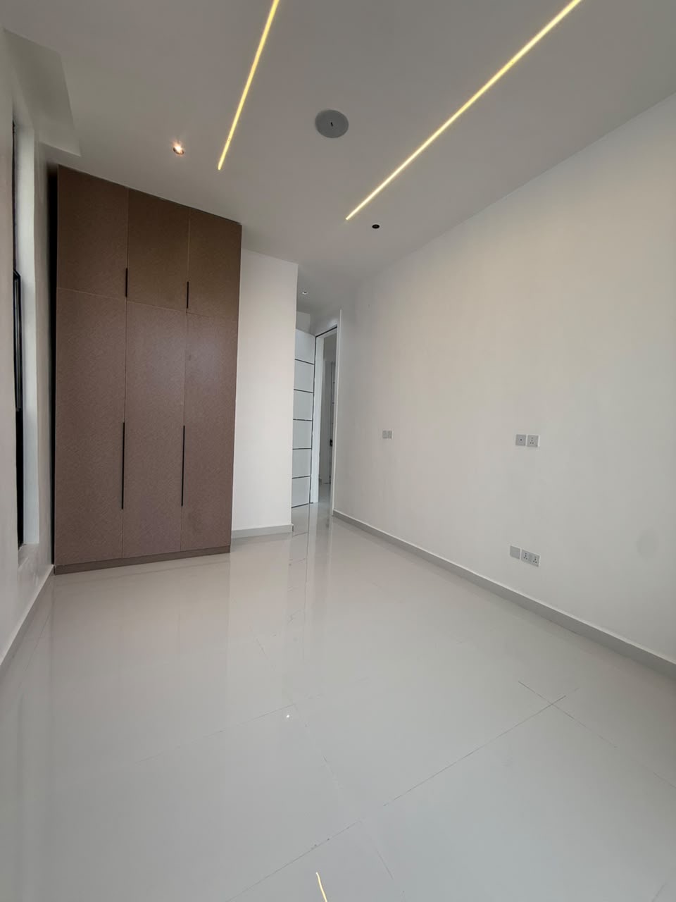 NEWLY BUILT 5 BEDROOM FULLY DETACHED SMART DUPLEX FOR SALE