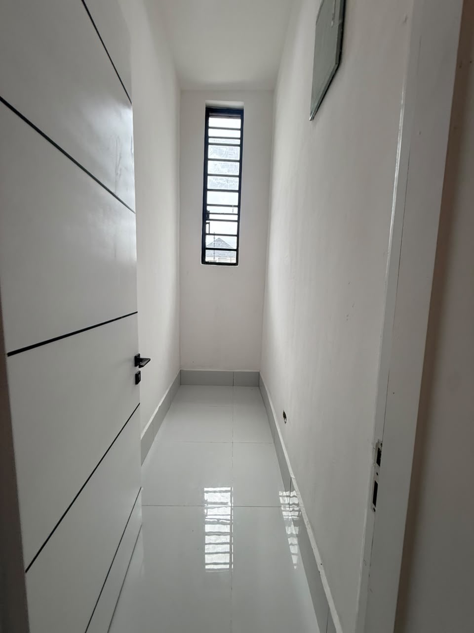 NEWLY BUILT 5 BEDROOM FULLY DETACHED SMART DUPLEX FOR SALE