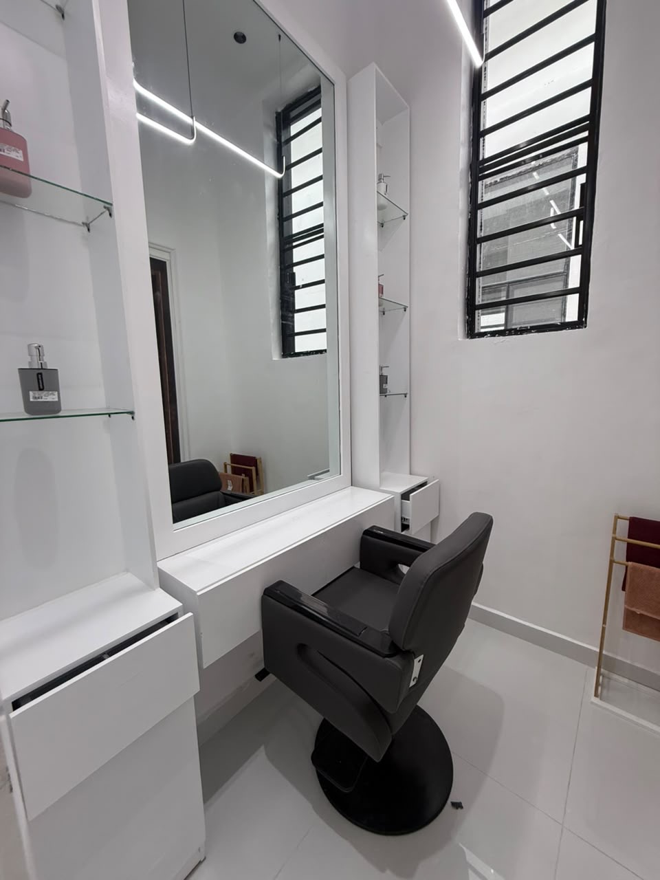 NEWLY BUILT 5 BEDROOM FULLY DETACHED SMART DUPLEX FOR SALE