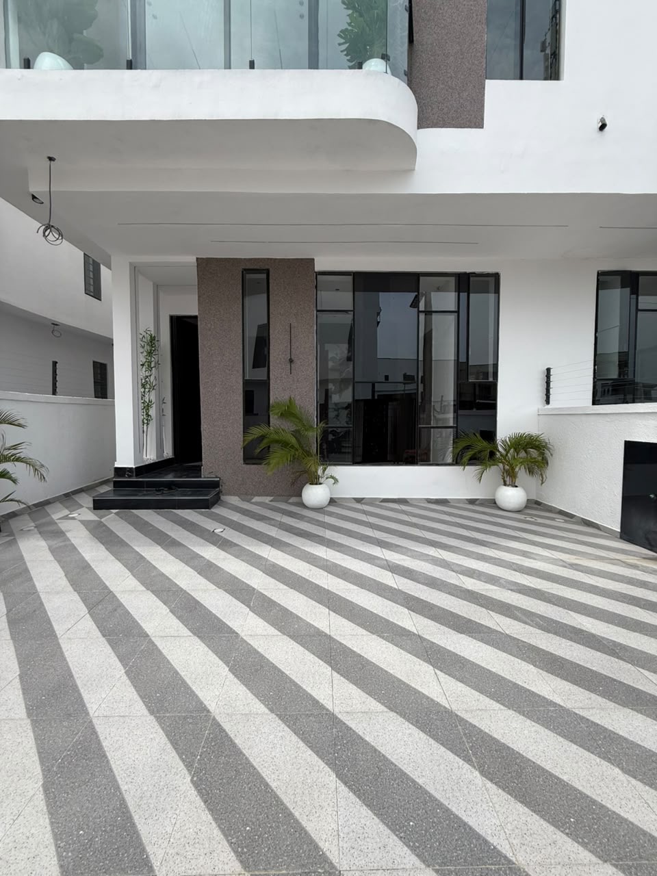 this home offers premium finishing, excellent functionality, and long-term value in the heart of Lekki.