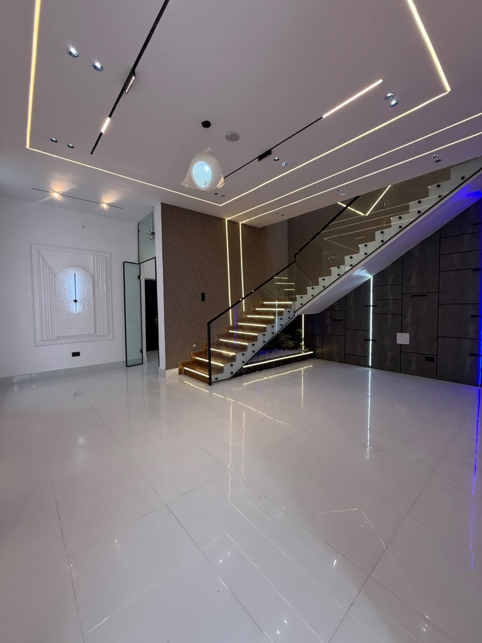 this home offers premium finishing, excellent functionality, and long-term value in the heart of Lekki.
