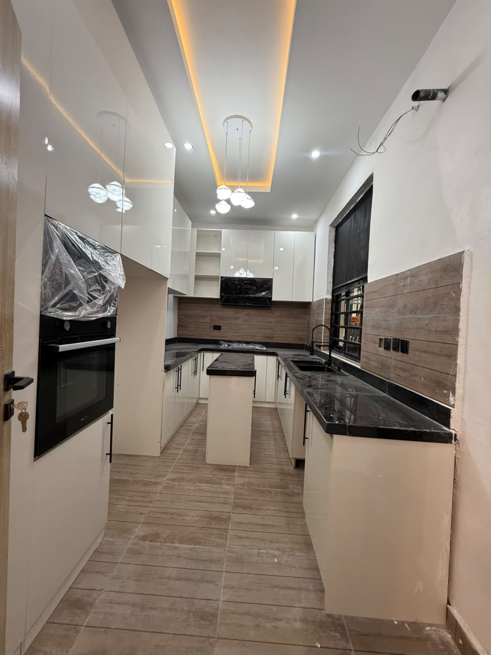A brand-new home in a secure and well-connected part of Sangotedo. Pay and move-in