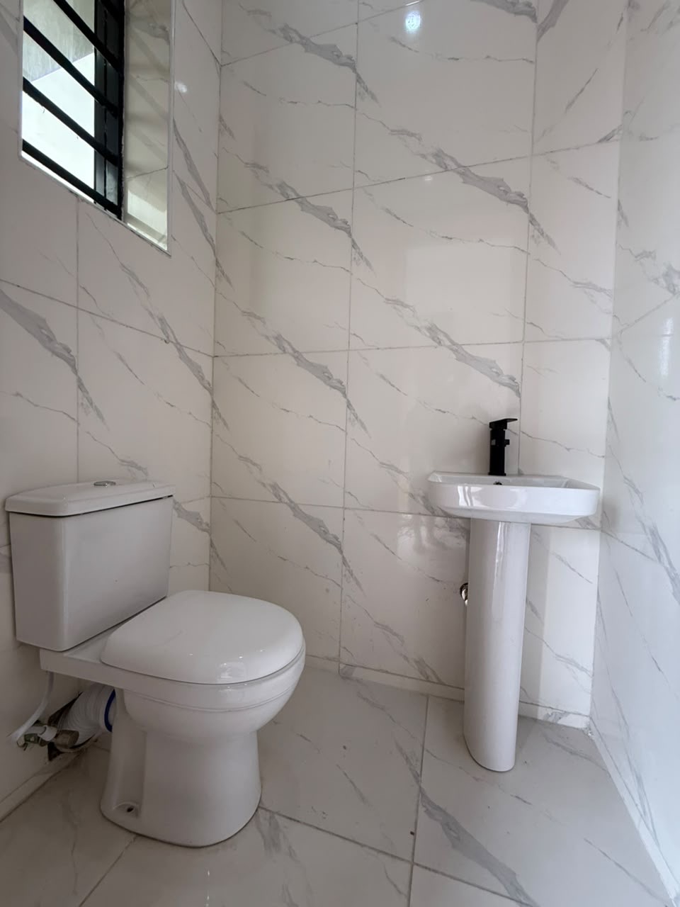 A brand-new home in a secure and well-connected part of Sangotedo. Pay and move-in