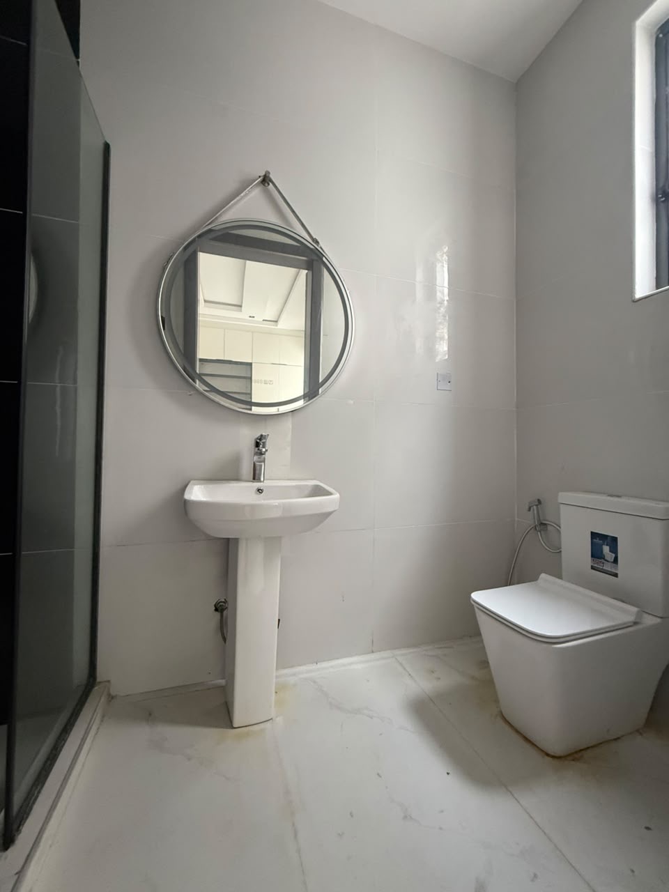 A brand-new family home in a secure and well-connected part of Sangotedo — ideal for comfortable living or long-term investment