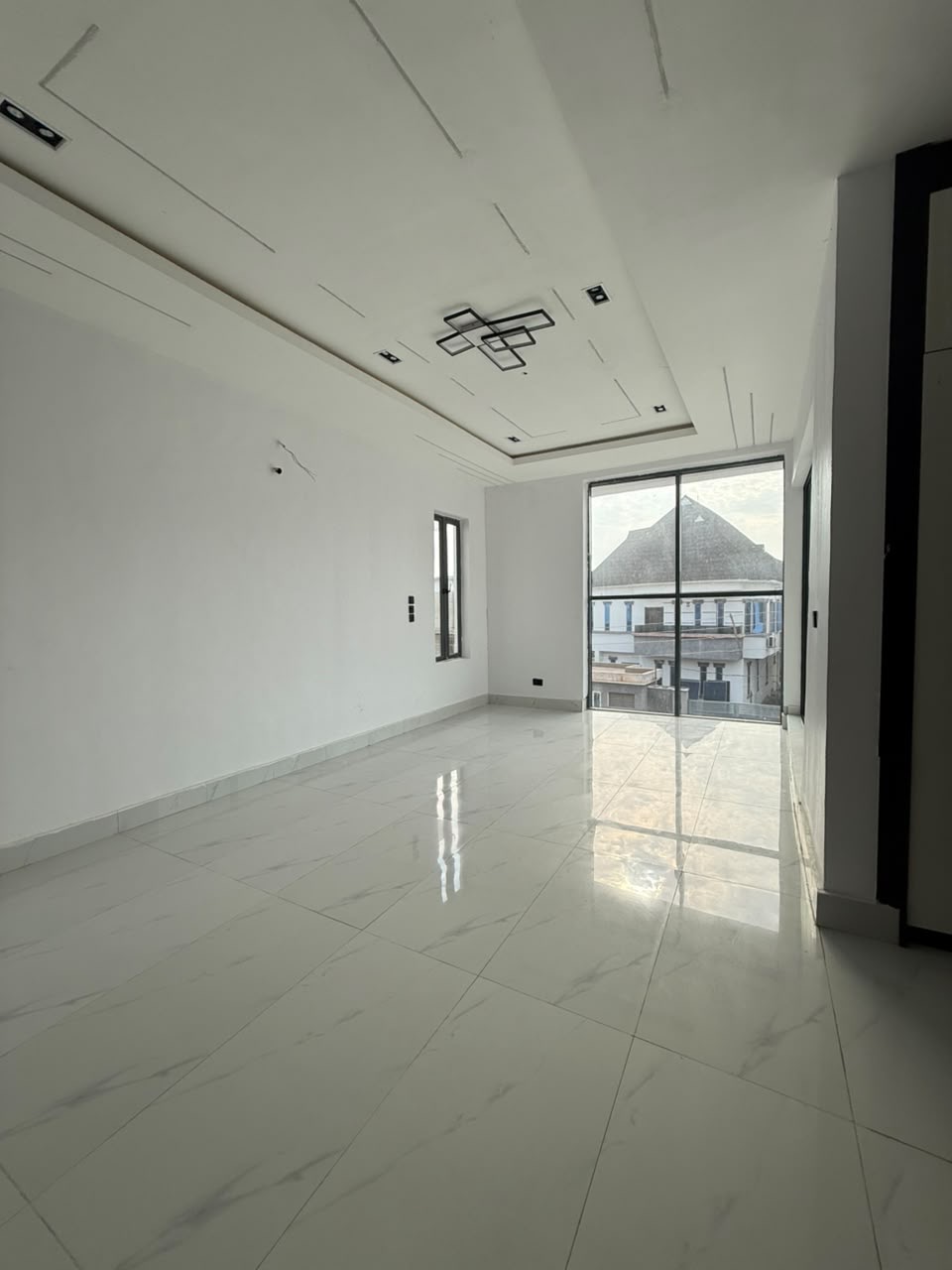 A brand-new family home in a secure and well-connected part of Sangotedo — ideal for comfortable living or long-term investment