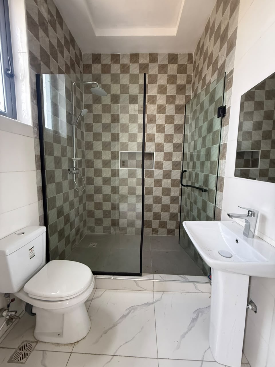 A brand-new family home in a secure and well-connected part of Sangotedo — ideal for comfortable living or long-term investment