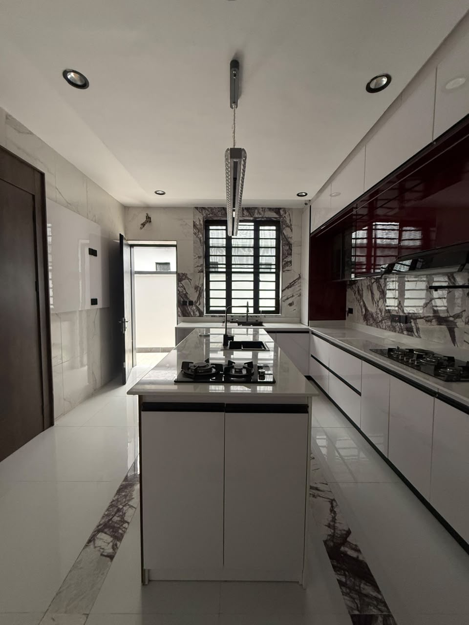 A premium home offering comfort, privacy, and modern convenience in one of Lekki’s sought-after residential locations.
