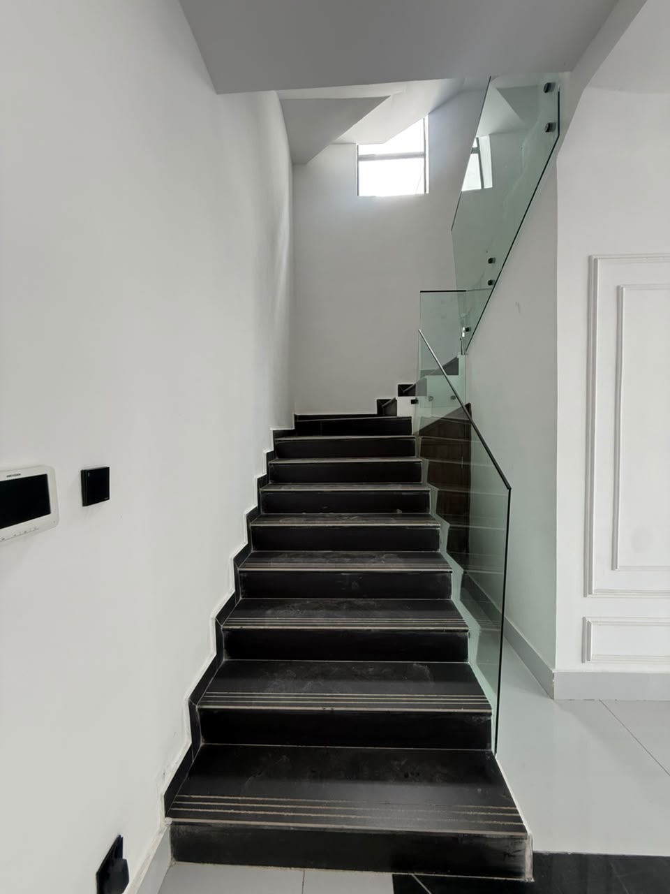 A premium home offering comfort, privacy, and modern convenience in one of Lekki’s sought-after residential locations.