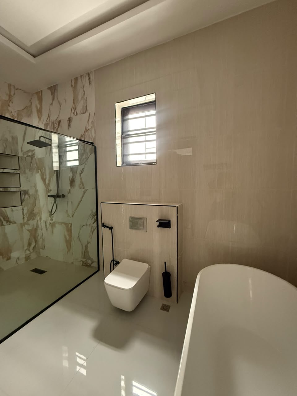 A premium home offering comfort, privacy, and modern convenience in one of Lekki’s sought-after residential locations.